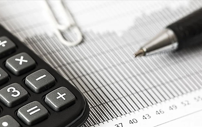 Hükümet enflasyon ve dolar tahminini açıkladı