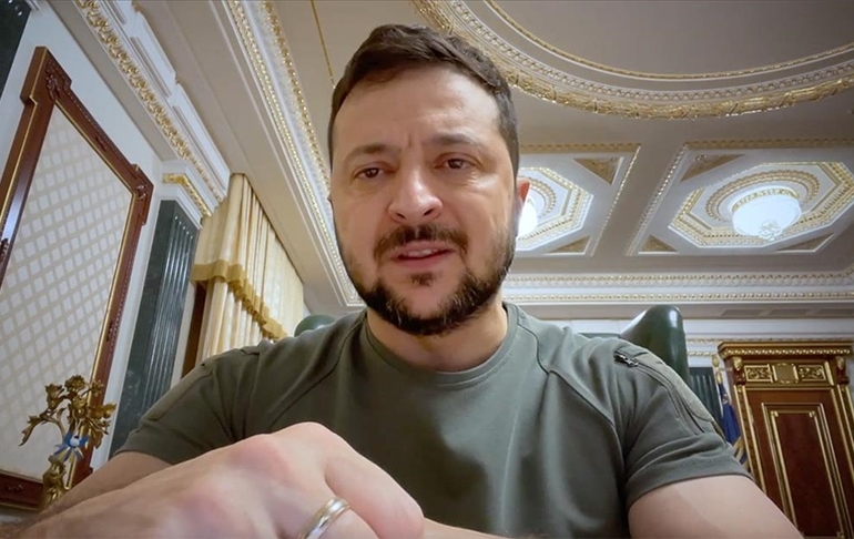 Zelenskiy füze istedi