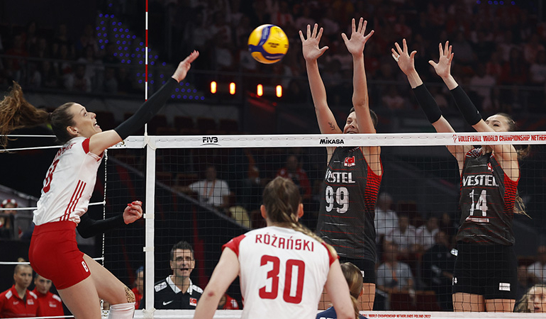 Kadın voleybol milli takımımız Dünya Şampiyonası’nda grup lideri