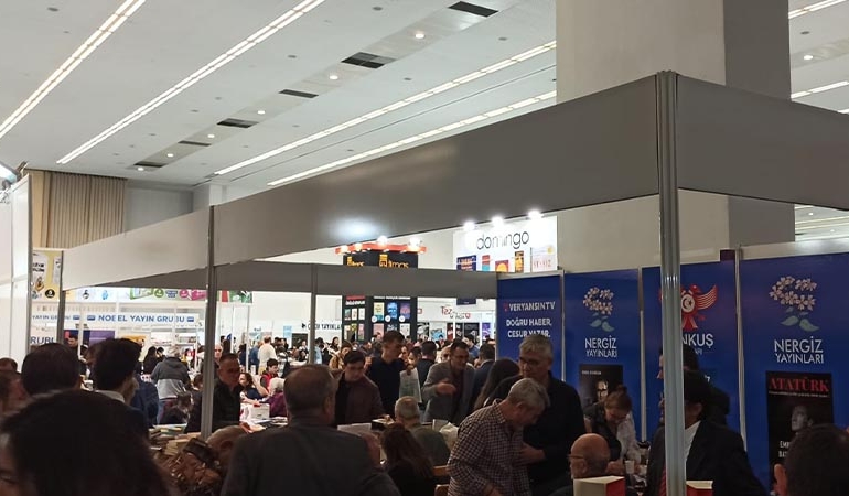 Pankuş Yayınları yazarları, Ankara Kitap Fuarı’nda okurlarıyla buluşuyor