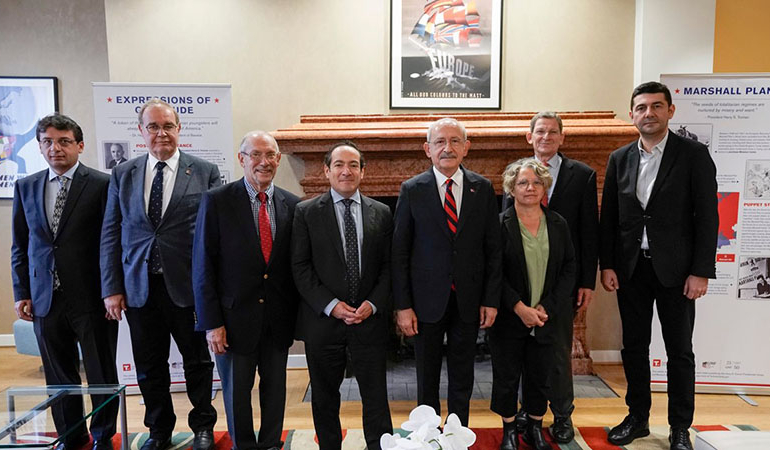 Kılıçdaroğlu, Alman Marshall Vakfı’nı ziyaret etti