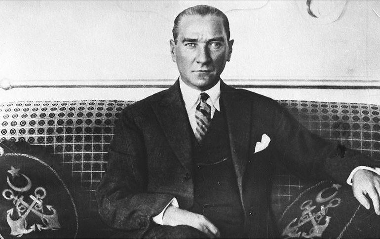 Atatürk’ün Cumhuriyet’le ilgili sözleri