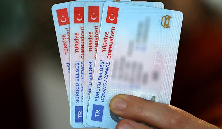 Ehliyetler için yeni karar