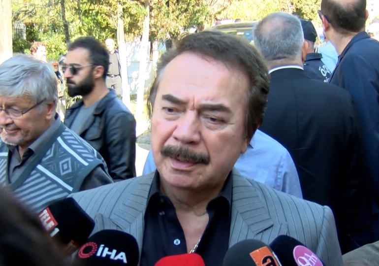 ‘Orhan Gencebay hastaneye kaldırıldı’ iddiası: Açıklama geldi