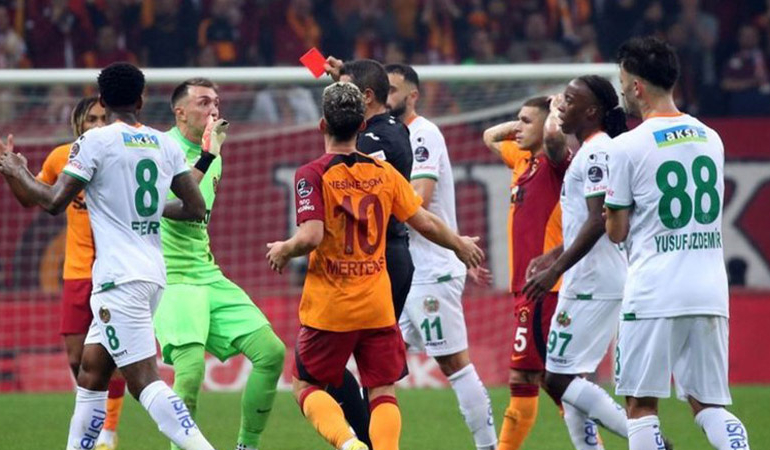 Galatasaray’dan PFDK kararlarına itiraz