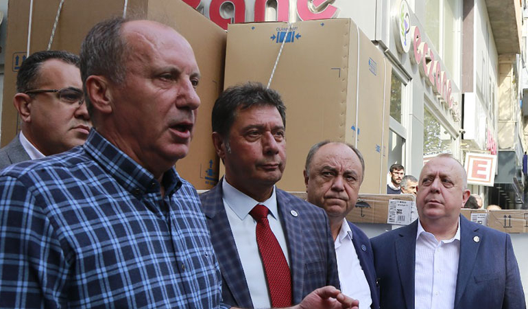 Muharrem İnce’den Kılıçdaroğlu’na: Amerika’ya göz kırpıyor… Duy beni, sev beni, yala beni, yut beni gibi bir şey