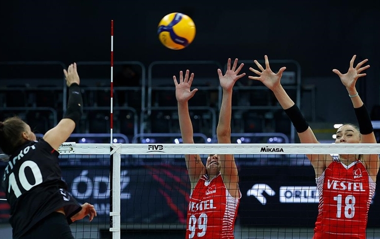 A Milli Kadın Voleybol Takımımız, Almanya’yı rahat geçti
