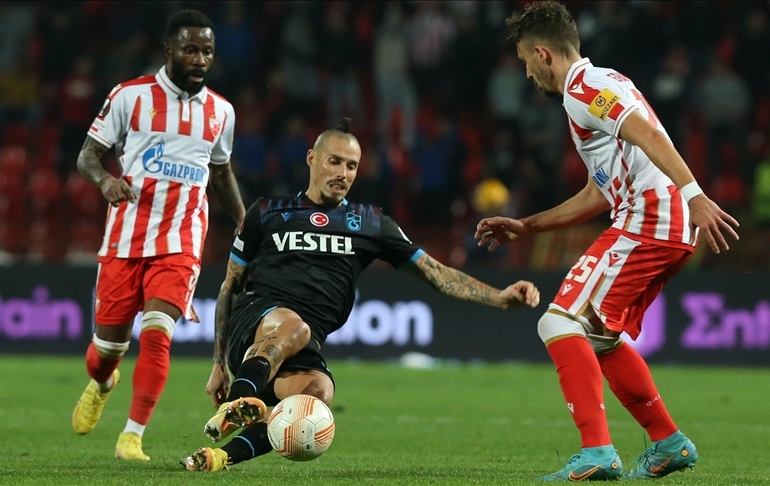 Trabzonspor, Kızılyıldız’a 2-1 mağlup olarak tur şansını zora soktu