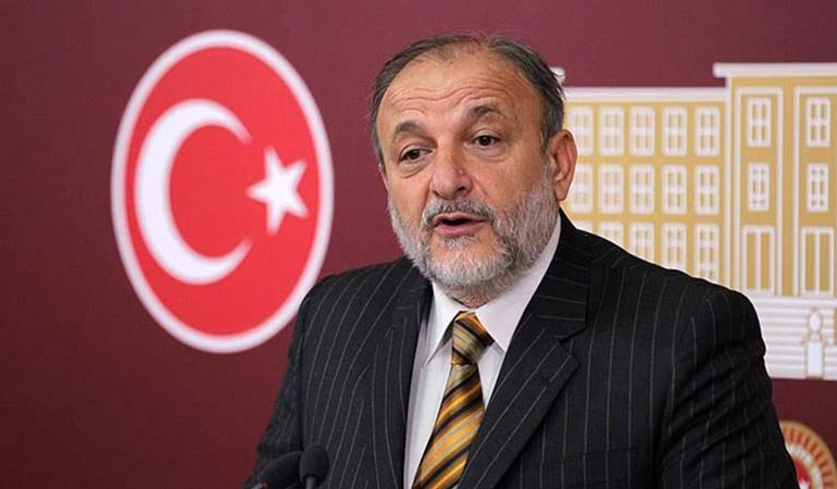 Eski MHP’li Oktay Vural sessizliğini bozdu: Önce defedip…