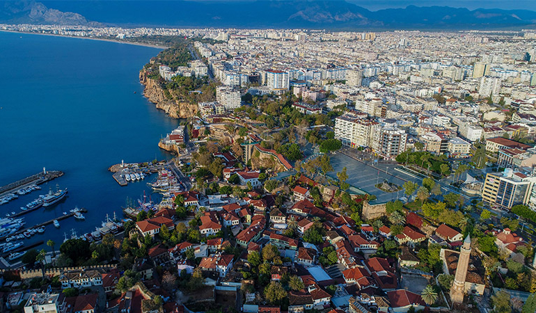 ‘Antalya sinyal veriyor, İstanbul’la yarışıyor’
