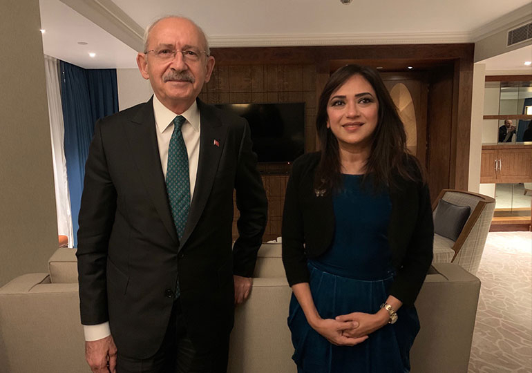 Kılıçdaroğlu Londra’da eski Taraf yazarı Amberin Zaman ile görüştü