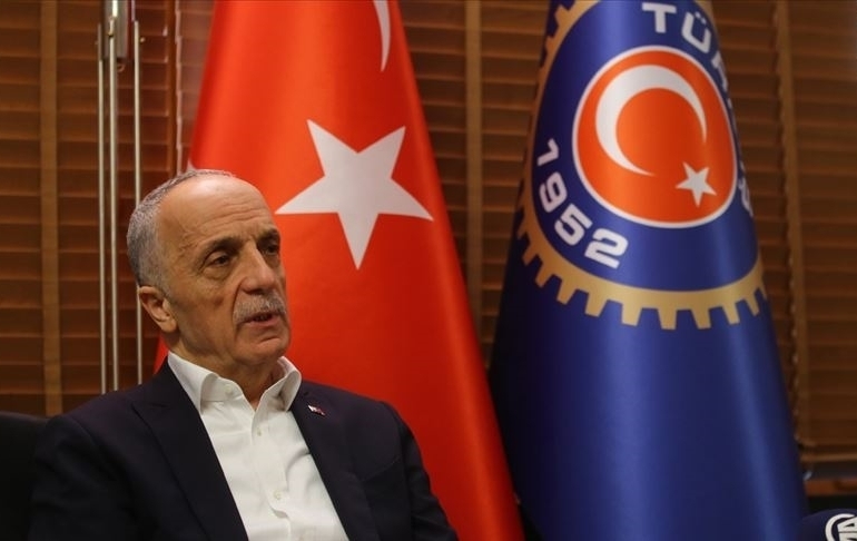 Türk-İş Başkanı: Bas bas bağırıyorum, Sayın Nebati duymuyor!