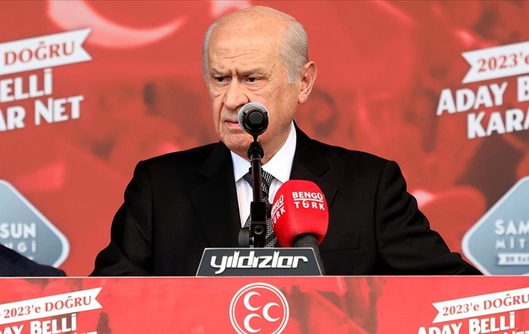 Bahçeli: Altılı masa ortadan çatlamıştır
