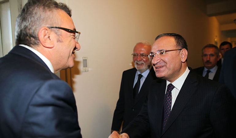 CHP’den AKP’nin anayasa değişikliği teklifine yanıt