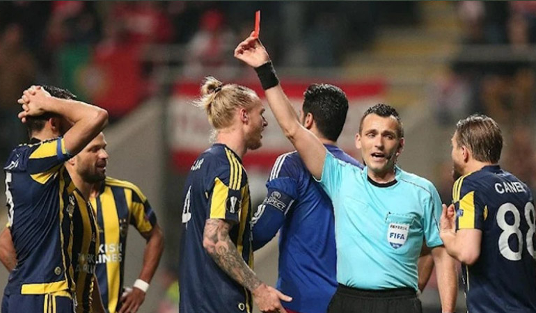Fenerbahçe taraftarı tepki göstermişti… UEFA’dan ‘Ivan Bebek’ kararı