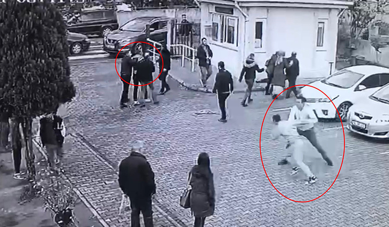 Öğretmene okul bahçesinde tekmeli yumruklu saldırı!
