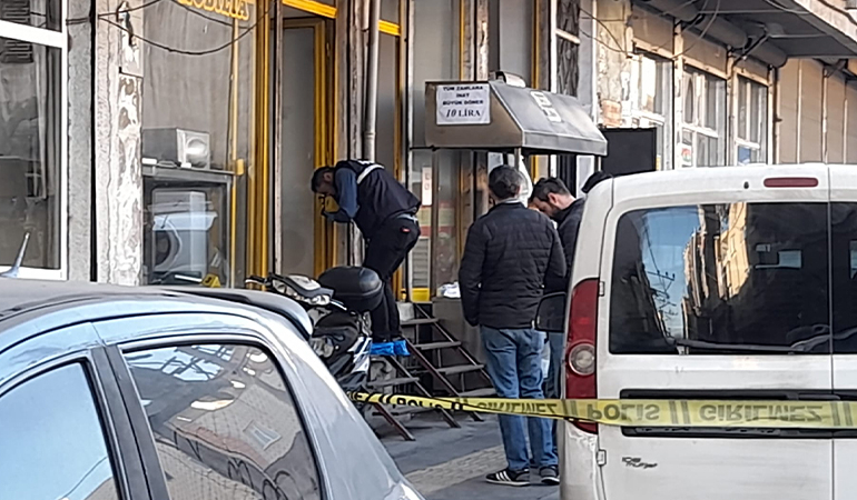 10 yaşındaki çocuğu silahla başından vurdu