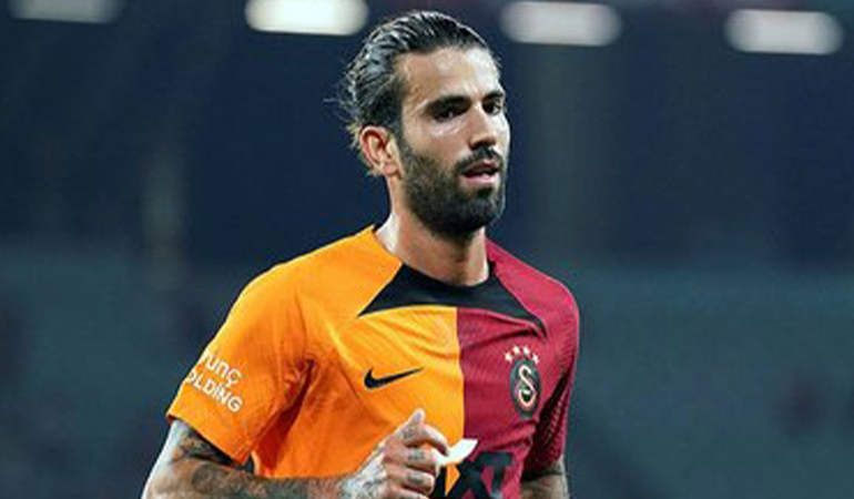 Galatasaray’a Oliveira’dan kötü haber