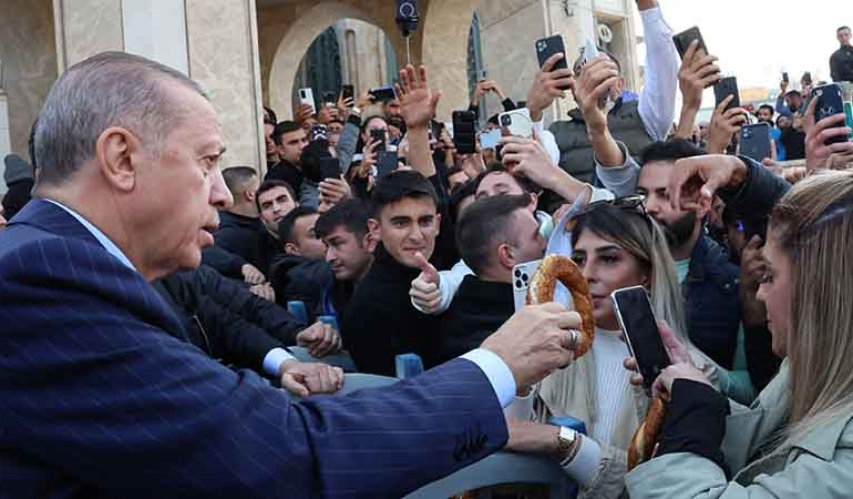 Erdoğan: Hadi bakalım kaç tane başörtülü milletvekili adayı çıkaracaksın