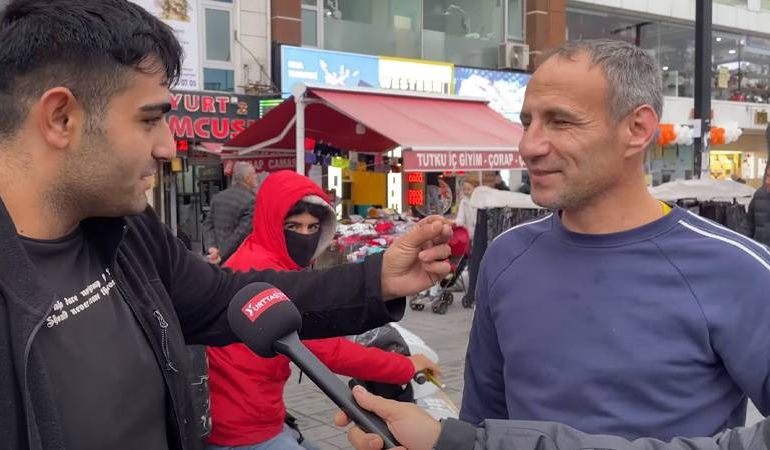‘Ekonomi çok güzel’ diyen vatandaşın borç aldığı arkadaşı: ‘Daha geçen gün benden kira parası istemedin mi?’