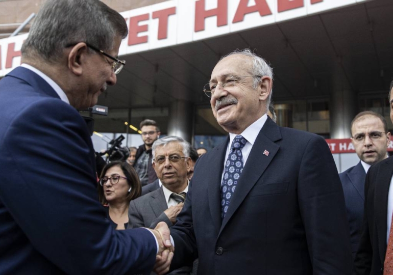 Davutoğlu’ndan Kılıçdaroğlu’na ziyaret: İnşallah kısa sürede…