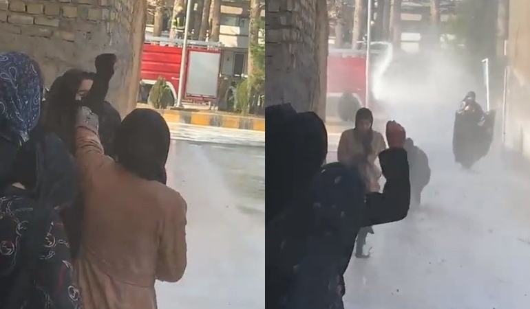 Üniversiteye girişi yasaklanan Afgan kadınlar sokaklarda