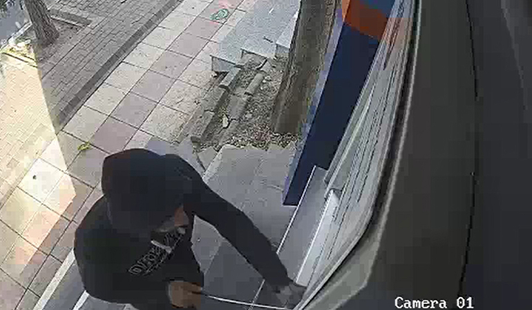 Tornavidalı çete 138 ATM’yi böyle soydu