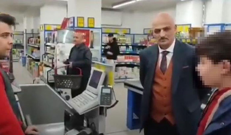 BİM’e bir garip protesto… Telefon hattını böyle iptal ettirdi