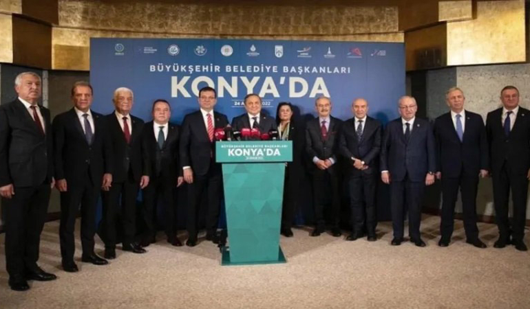 İmamoğlu için toplanan CHP’li belediye başkanlarından ‘Kılıçdaroğlu’ mesajı