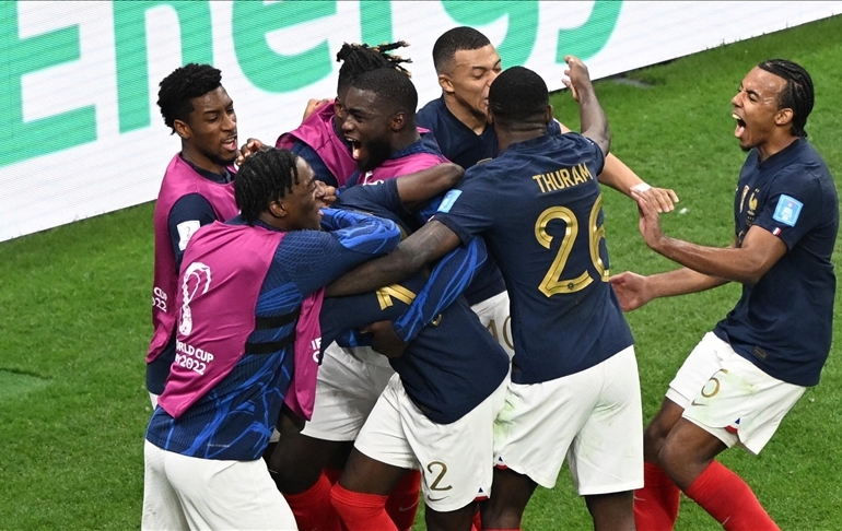2022 FIFA Dünya Kupası’nda Fransa, finalde Arjantin’in rakibi oldu