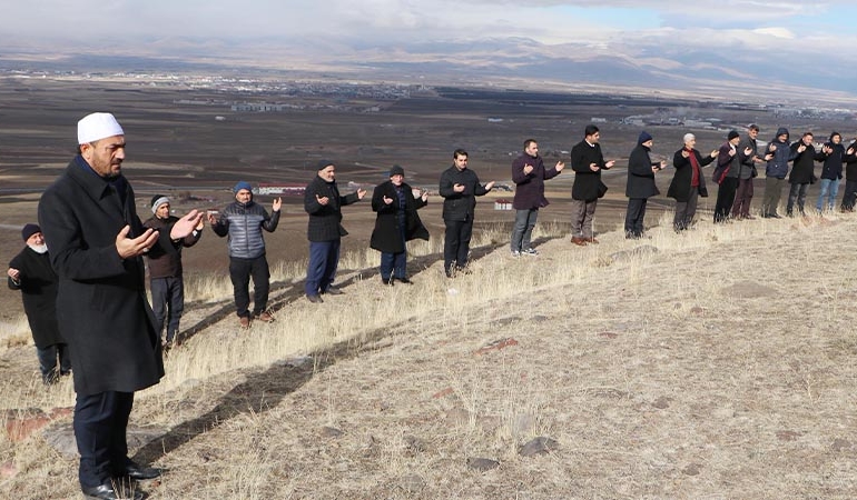Erzurum’da ‘kar’ duası