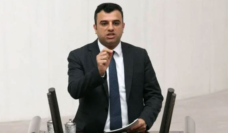 Meclis’te gergin anlar… HDP’li Ömer Öcalan: Kürtçe bu ülkenin resmi dili olacak