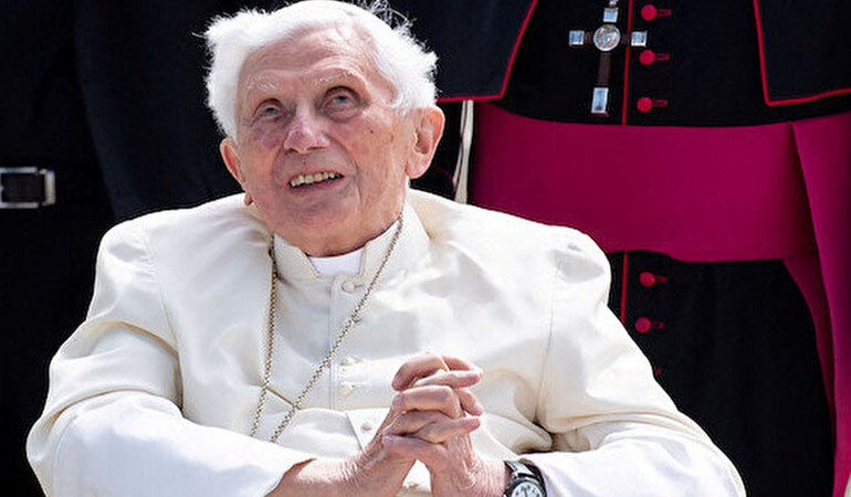 Eski Papa 16. Benedict, hayatını kaybetti