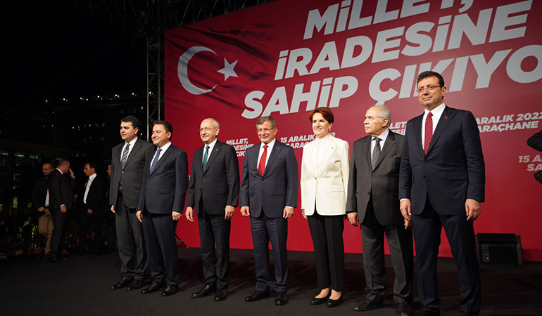 Saraçhane’deki mitinge kaç kişi katıldı? İşte emniyetin verdiği sayı…