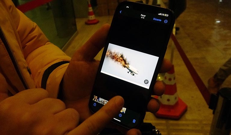 Yolcuların telefonuna gelen fotoğraf paniğe neden oldu