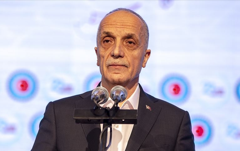 Türk-İş Başkanı: Sapla saman karıştı
