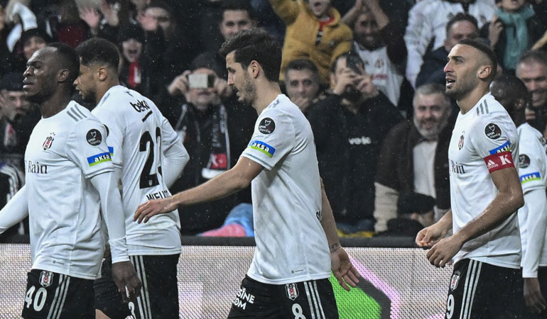 Beşiktaş, Alanyaspor’u farklı geçti