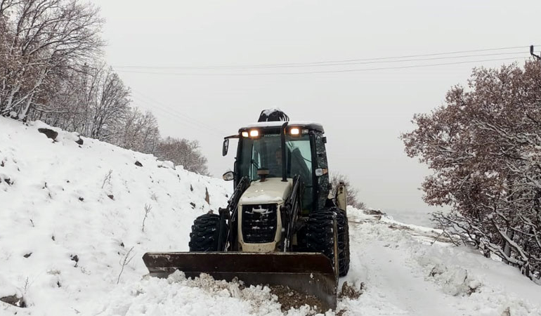 Tunceli’de kar esareti