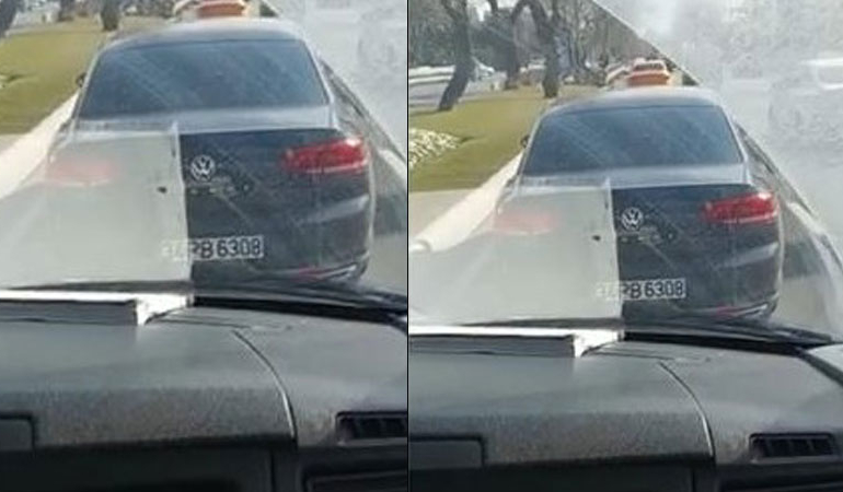 Sirenleri çalan ambulansa yol vermedi