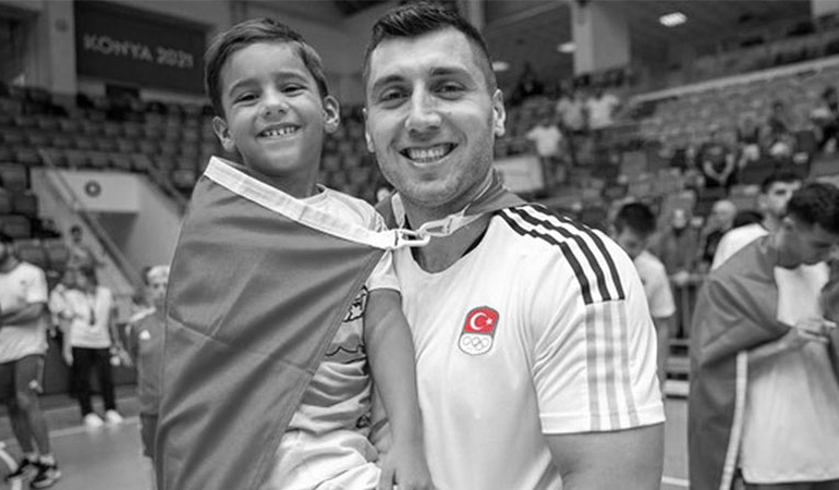 Hentbol Milli Takımı kaptanı Cemal Kütahya ve oğlu depremde hayatını kaybetti