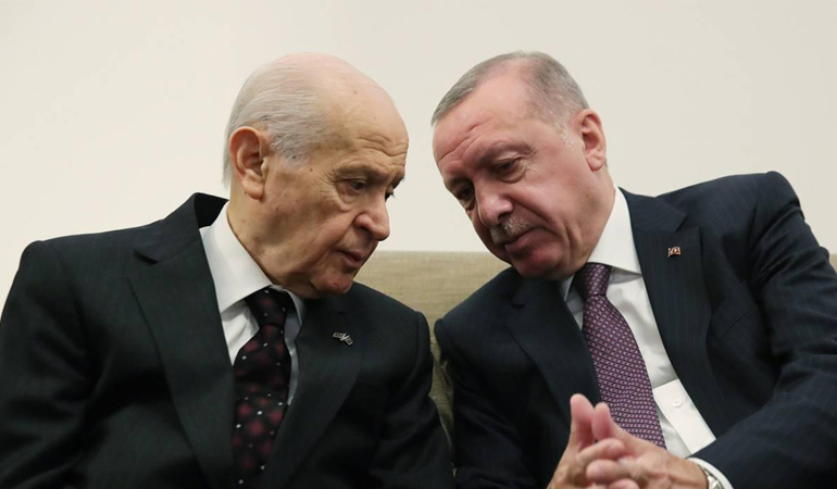 Erdoğan, Bahçeli ile bir araya geldi