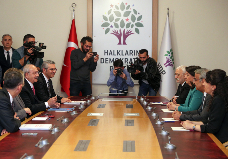 HDP ile görüşen Kılıçdaroğlu’ndan ‘Kürt sorununu çözeceğiz’ vaadi