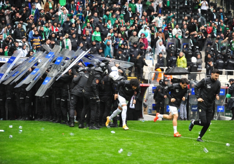 Olaylı Bursaspor-Amedspor maçındaki gözaltılarla ilgili yeni gelişme