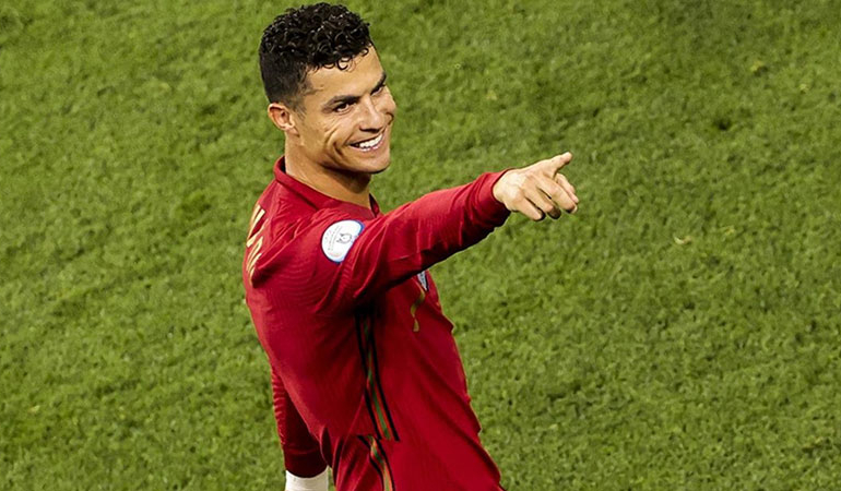 Ronaldo’dan tarihi rekor