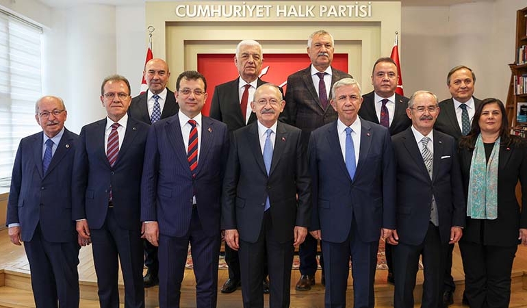 CHP genel merkezinde hareketli saatler… Başkanlar Kılıçdaroğlu ile buluştu