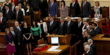 image_750x_61b38c6a0ec11