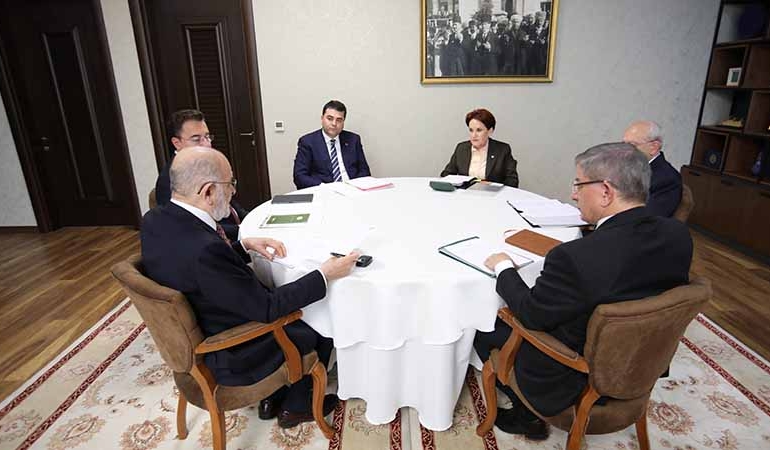 Akşener ne istiyor? Kritik toplantıdan sızan son kulisler