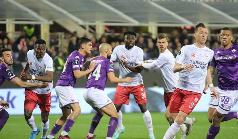 Sivasspor Fiorentina’ya teslim