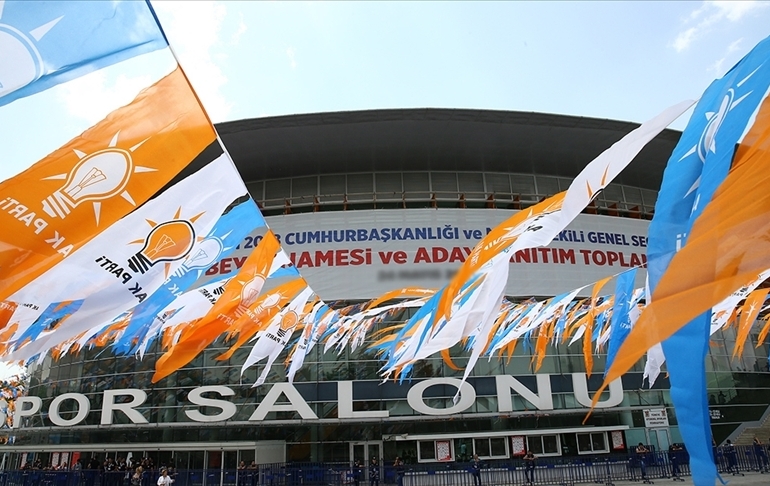 Erdoğan’ın miting alanında ‘liste’ krizi: Seni istemiyoruz!
