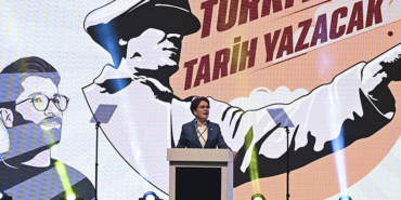 akşener-kapak